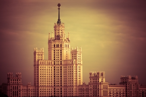 Обоснование высоких цен на сталинские высотки в Москве