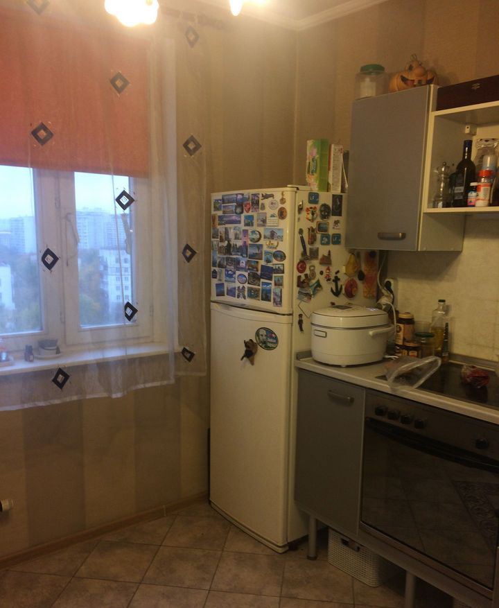 Продается трехкомнатная квартира в москве 80 кв.м., метро Че.